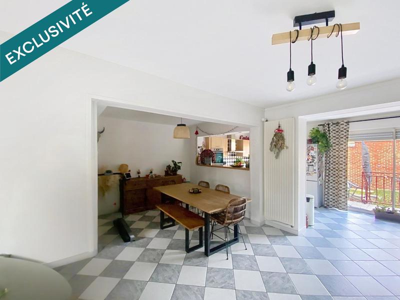 Maison - 90 m² - 5 pièces