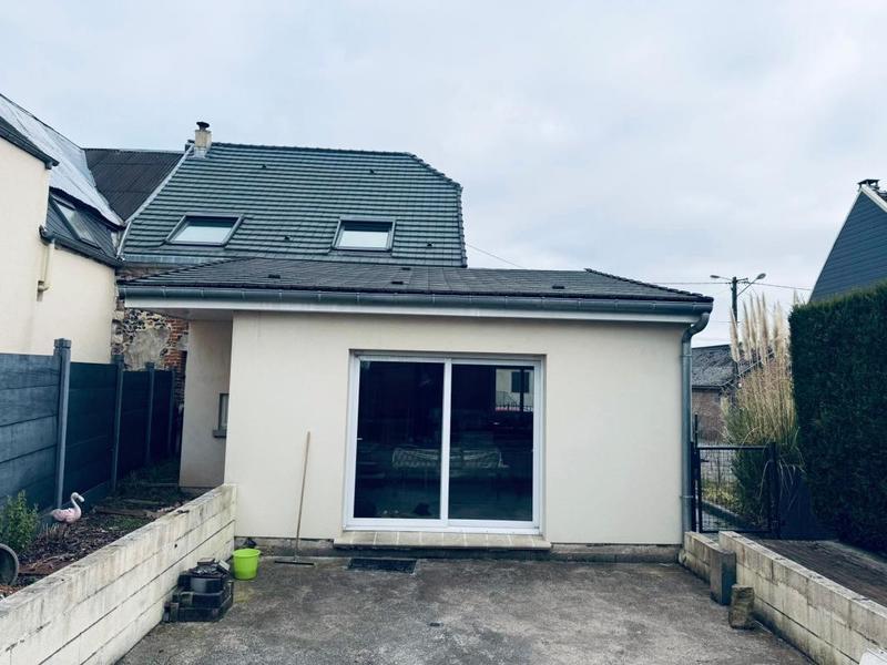 Maison - 106 m² - 4 pièces