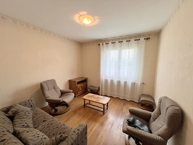 Maison - 77 m² - 7 pièces