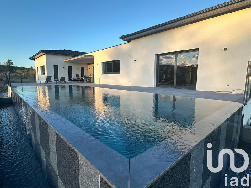 Maison de maîtres - 202 m² - 5 pièces