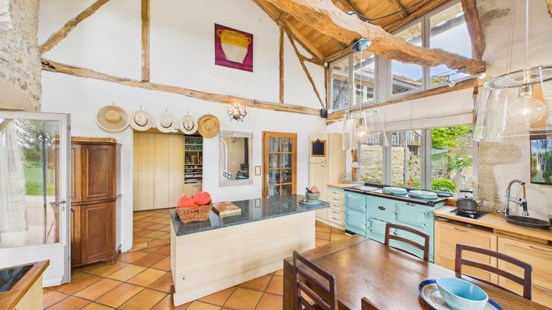 Propriété - 200 m² - 7 pièces