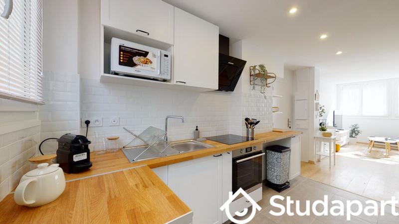 Chambre - 11 m² - 1 pièce