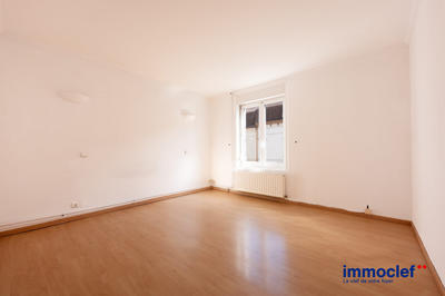 Maison - 98 m² - 4 pièces