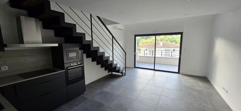 Appartement - 79 m² - 3 pièces