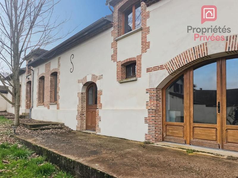 Maison - 229 m² - 8 pièces