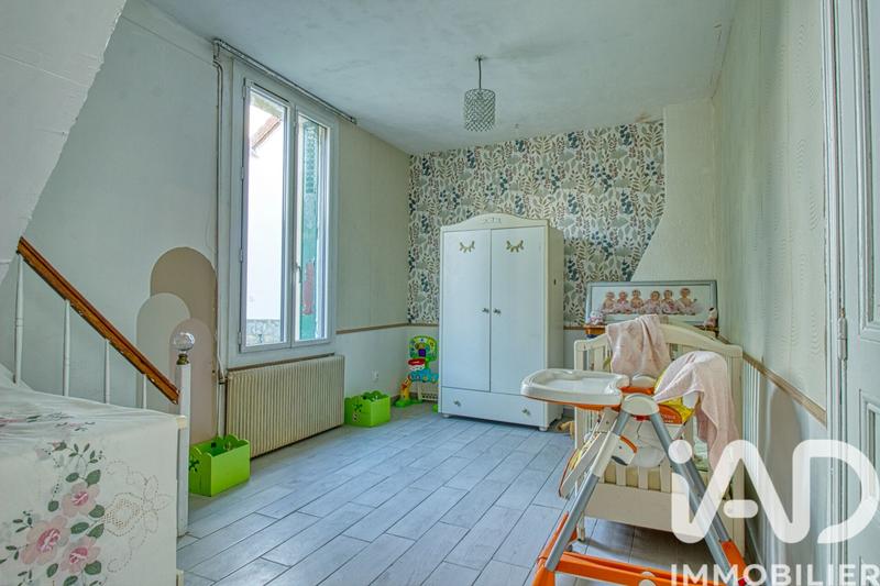 Maison - 90 m² - 5 pièces