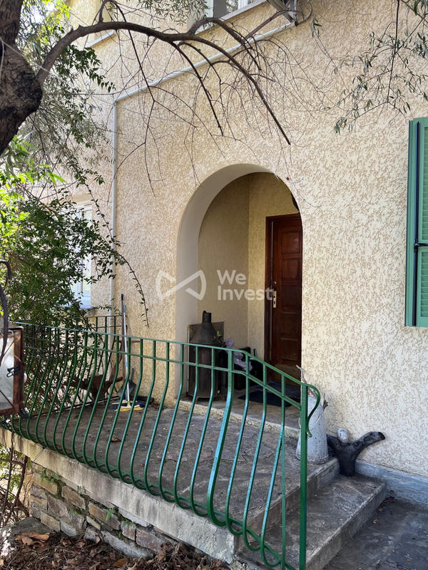 Maison traditionnelle - 220 m² - 12 pièces