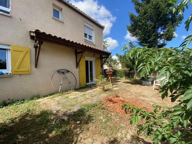 Maison - 95 m² - 4 pièces