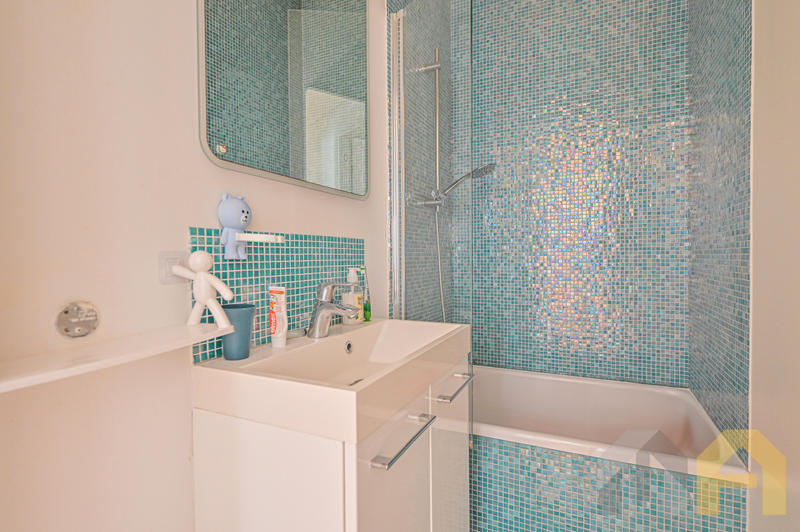 Appartement - 131 m² - 6 pièces