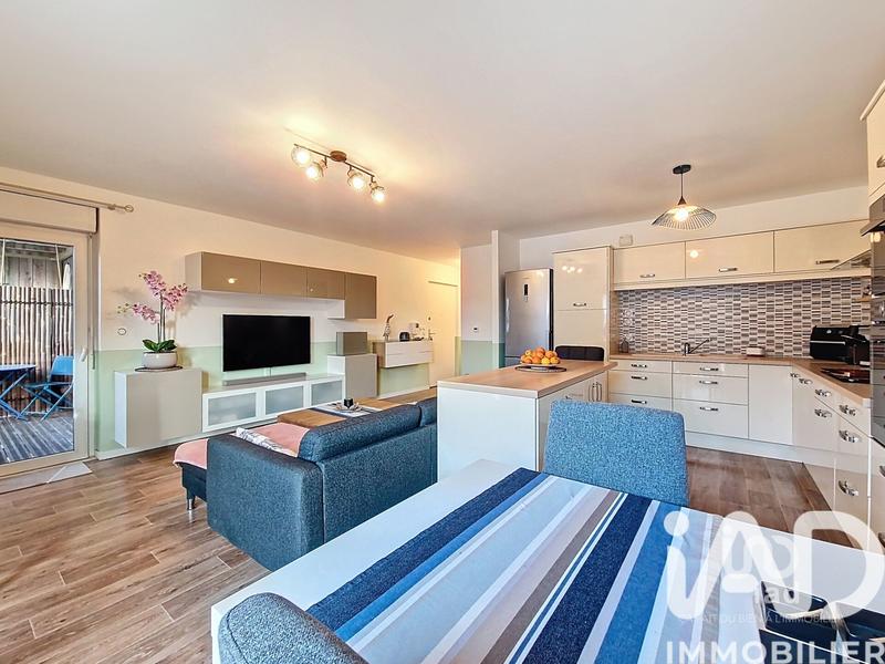 Appartement - 65 m² - 3 pièces