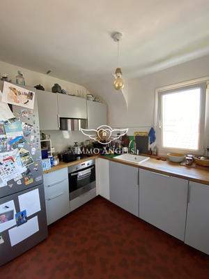 Appartement - 85 m² - 5 pièces