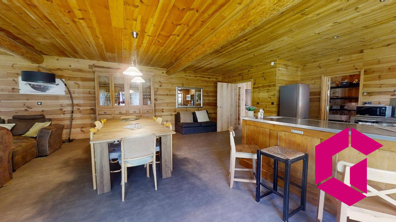 Maison - 170 m² - 4 pièces