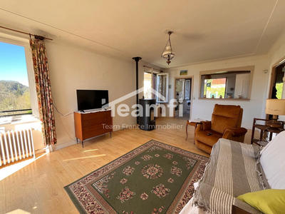 Maison - 148 m² - 7 pièces