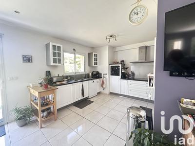 Maison - 178 m² - 10 pièces