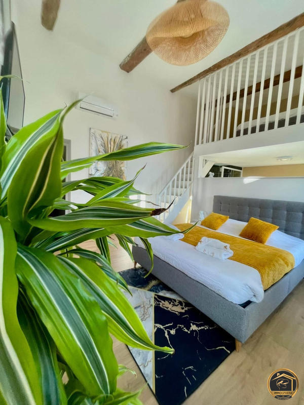 Maison ancienne - 226 m² - 7 pièces