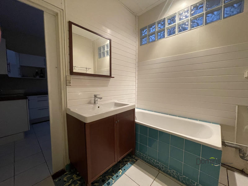 Loft - 47 m² - 2 pièces