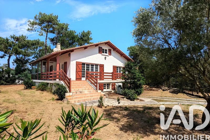 Maison - 140 m² - 7 pièces