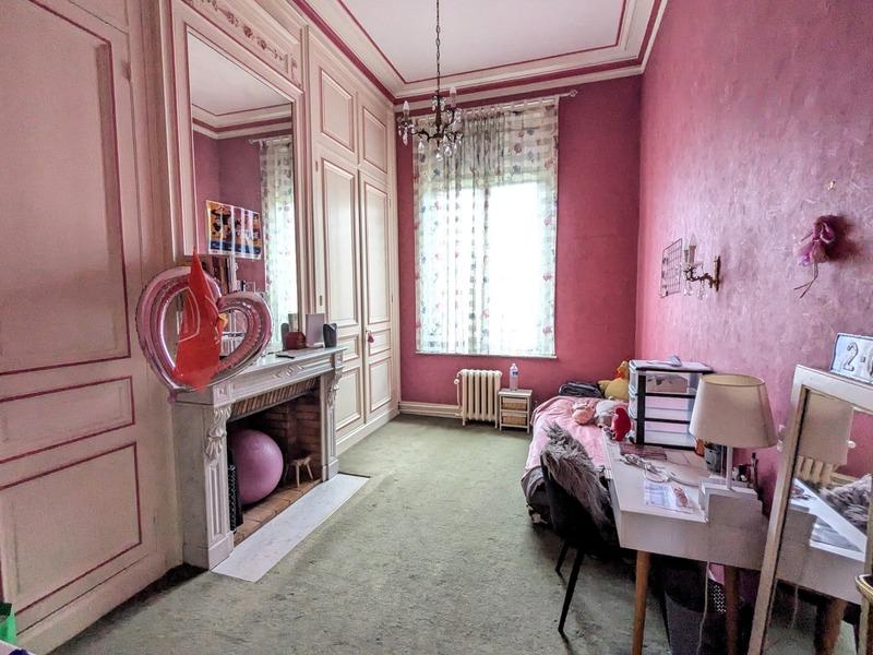Maison bourgeoise - 394 m² - 9 pièces