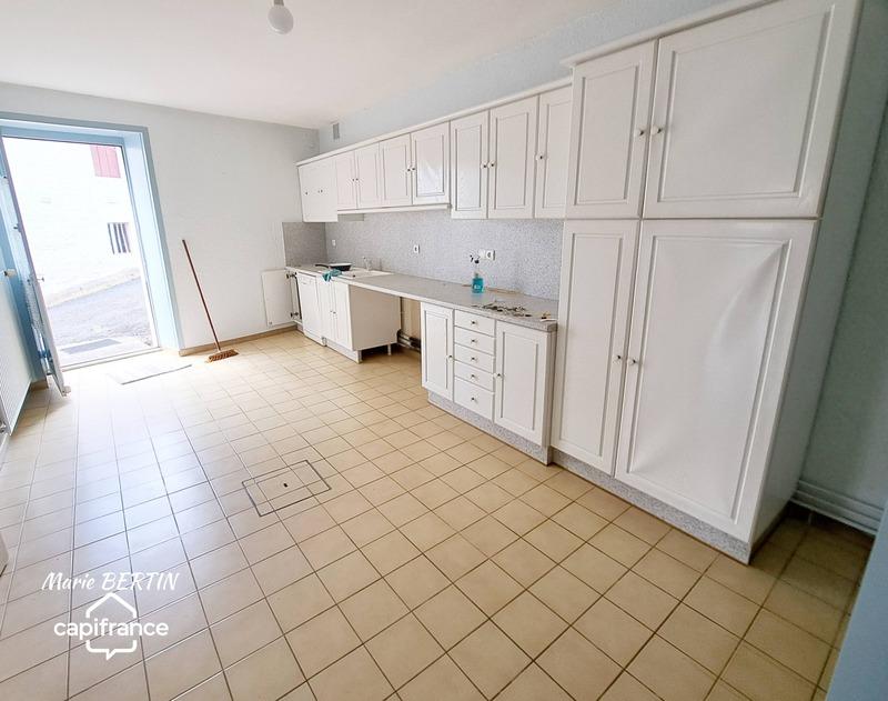 Propriété - 426 m² - 11 pièces