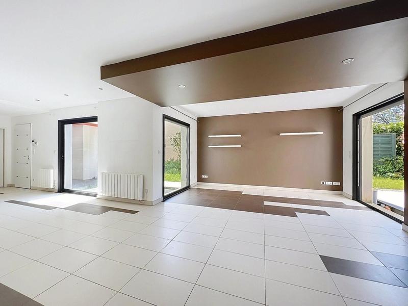 Maison - 169 m² - 5 pièces