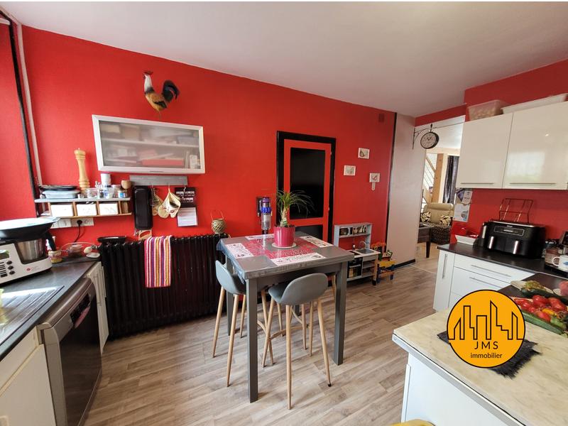 Maison - 110 m² - 5 pièces