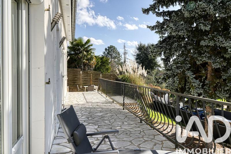 Maison - 168 m² - 7 pièces