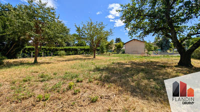Terrain - 997 m²