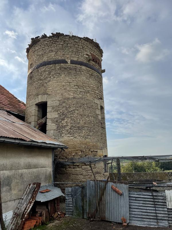 Maison - 870 m² - 3 pièces