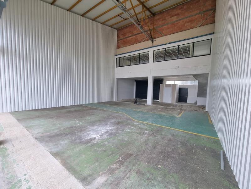 Local commercial - 230 m² - 2 pièces