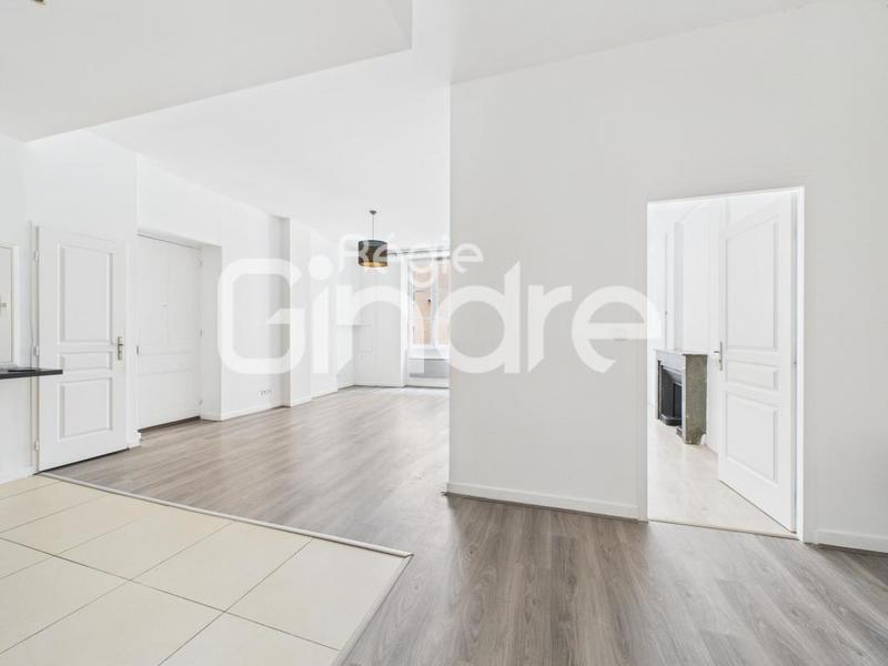 Appartement - 77 m² - 4 pièces