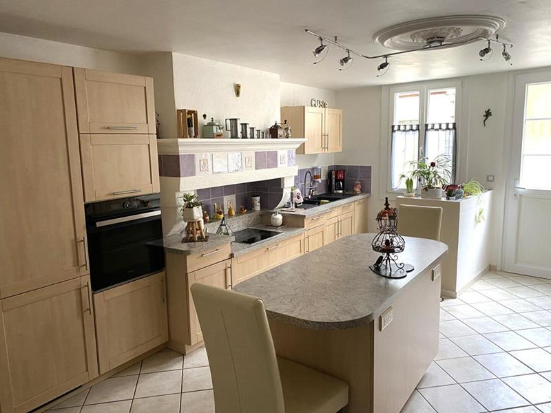 Maison - 166 m² - 6 pièces