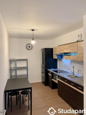 Chambre - 9 m² - 1 pièce