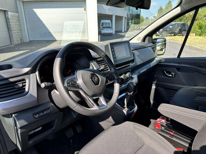 Renault Trafic Grand SpaceNomad iconic blue dCi 170 Edc