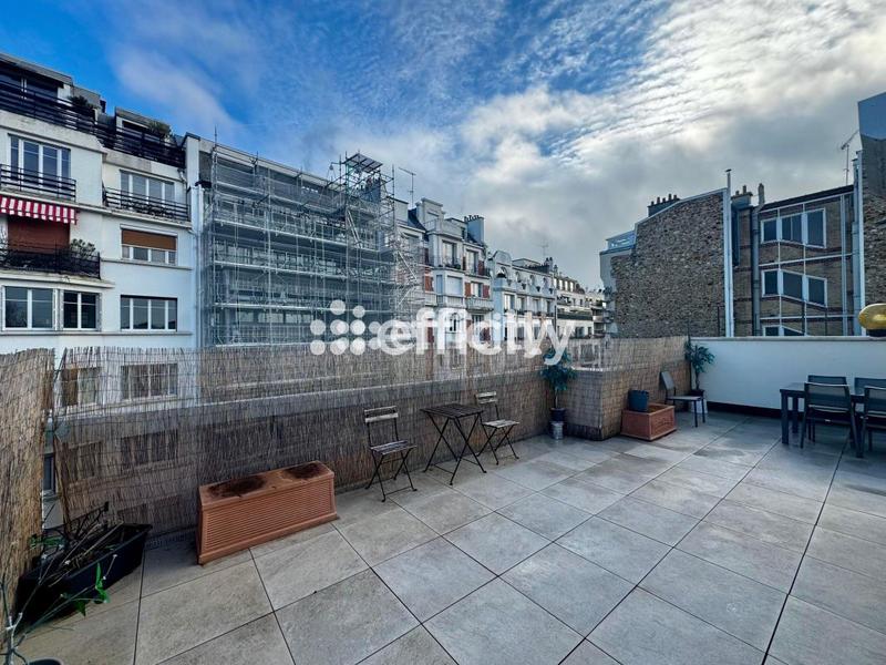 Appartement - 82 m² - 3 pièces