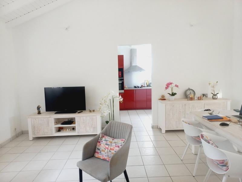 Maison - 96 m² - 4 pièces