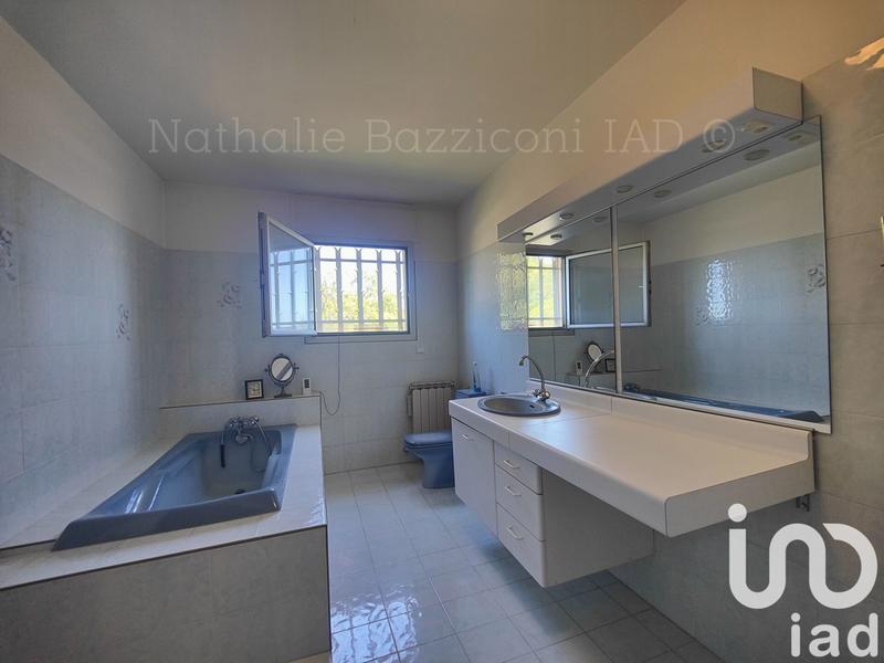 Maison - 176 m² - 7 pièces