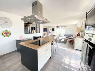 Maison - 125 m² - 6 pièces