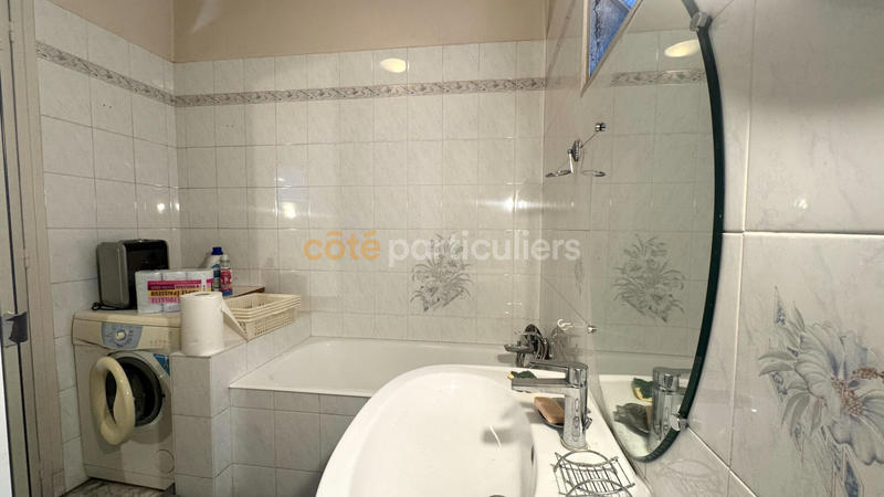 Appartement - 77 m² - 3 pièces