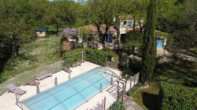 Maison - 220 m² - 11 pièces