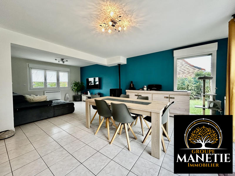 Maison - 96 m² - 5 pièces