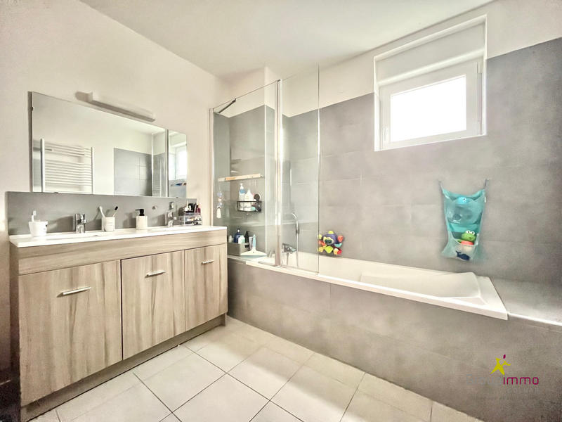 Maison - 113 m² - 5 pièces