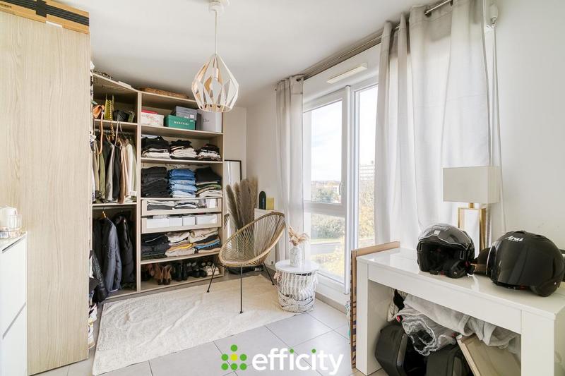 Appartement - 82 m² - 4 pièces