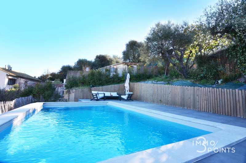 Maison - 139 m² - 5 pièces