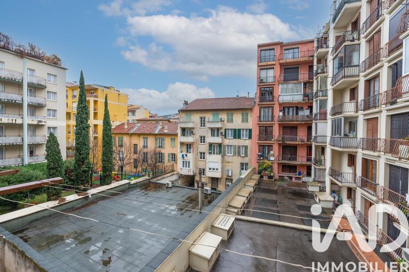 Appartement - 72 m² - 3 pièces