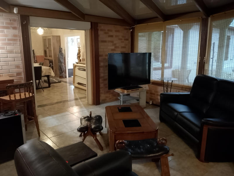 Maison - 215 m² - 5 pièces