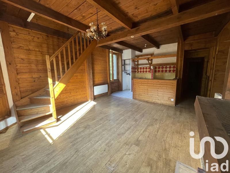 Appartement - 93 m² - 5 pièces