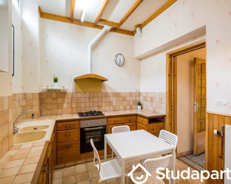 Chambre - 67 m² - 1 pièce