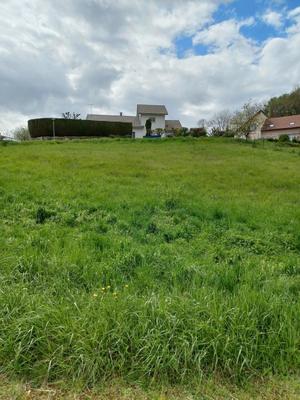 Terrain constructible - 1 107 m²