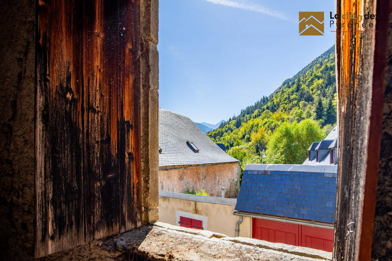 Maison ancienne - 170 m² - 2 pièces