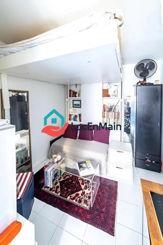 Studio - 15 m² - 1 pièce